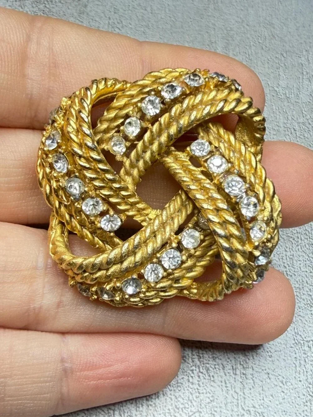 Marcel Boucher Vintage 6590 Love Knot Brooch Clear Rhinestones 1950s Pin